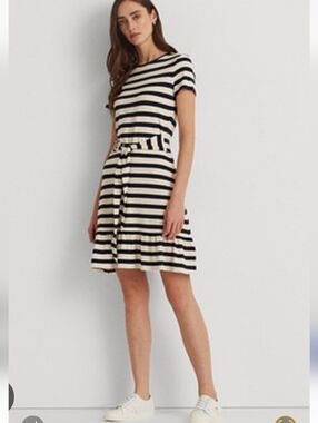 LAUREN Ralph Jersey T-Shirt Dress  Size:12 color:Navy and Cream